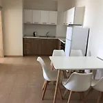 Lazur, Flora Appartamento